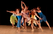 Ballet Gonzallez apresenta Em Plural