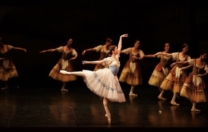 Bailarina pernambucana Luanna Gondim conta sobre sua trajetória, do Recife à Rússia